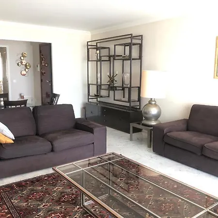 Croisette - Luxurious 2 Bedroom, Panoramic Sea View