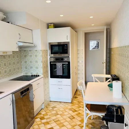 Croisette - Luxurious 2 Bedroom, Panoramic Sea View
